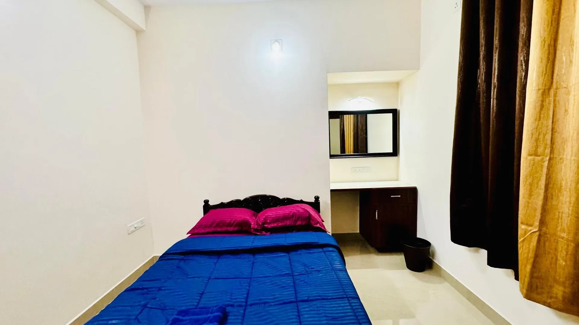 טריואנדרום 2Bhk Budget Non Ac Apartment Trivandrum הודו